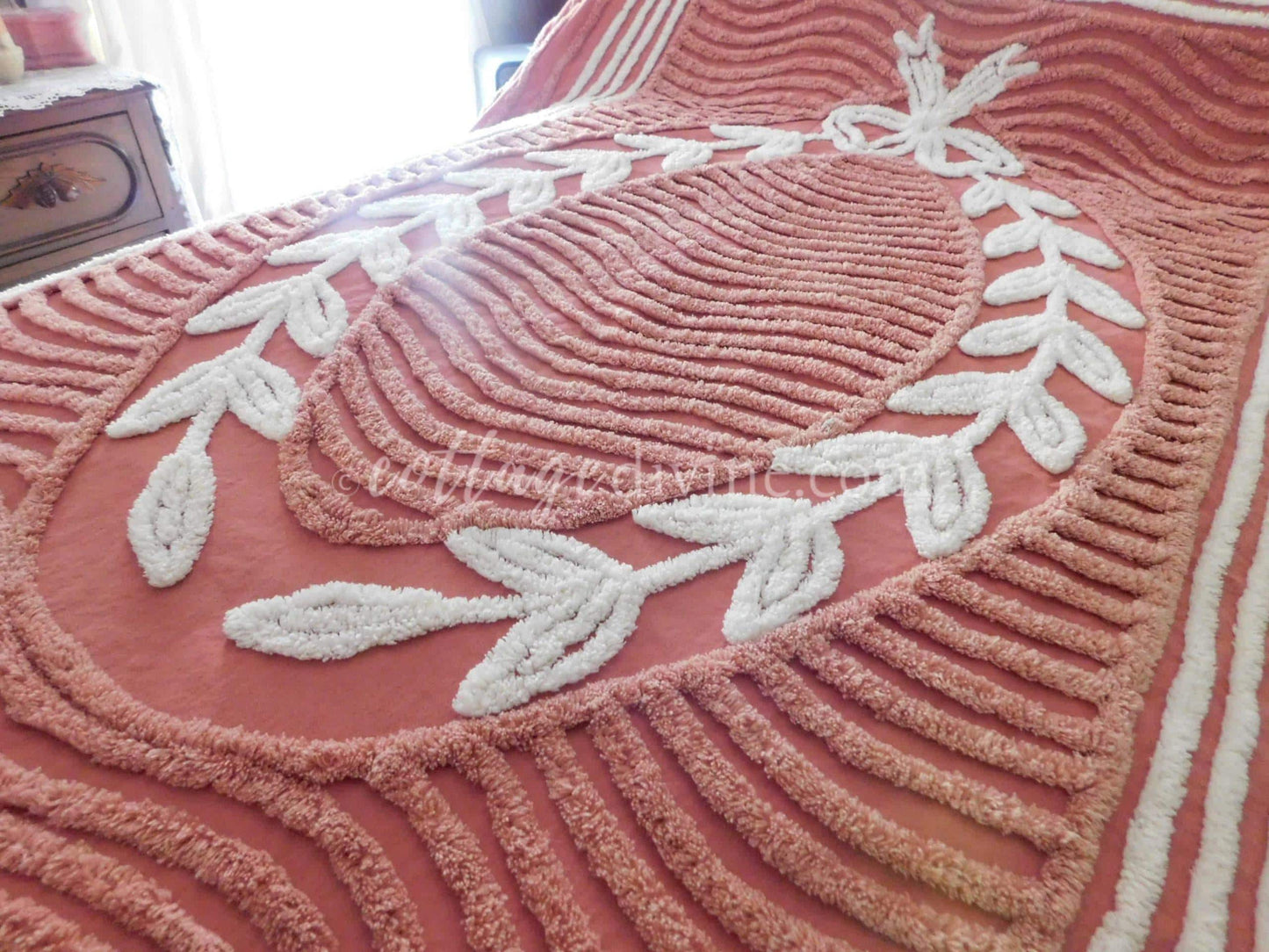 elegant twin size chenille bedspread, white laurel leaf design on terracotta, vintage cotton bedding
