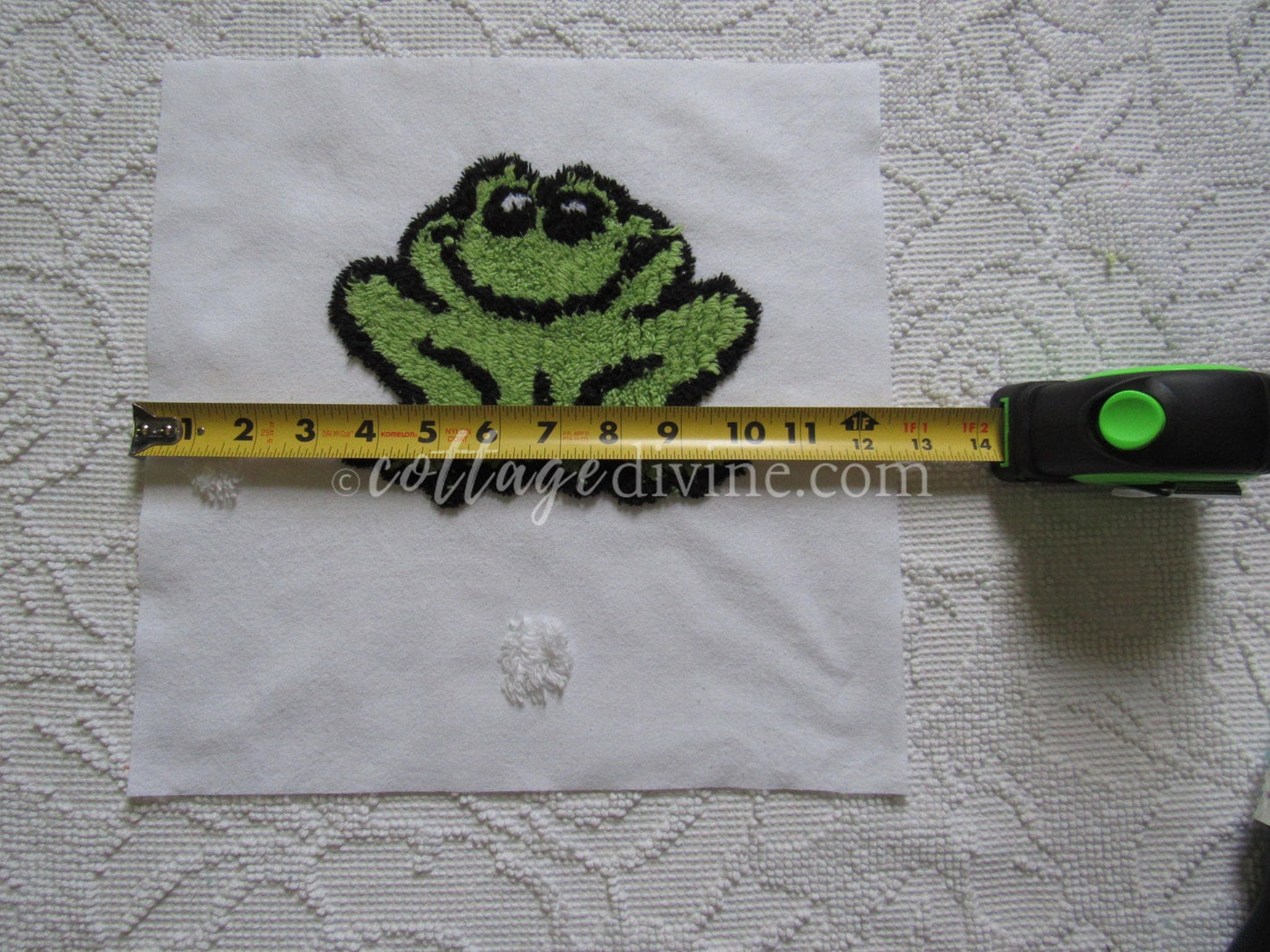 Adorable Happy Frog Retro Vintage Novelty Chenille FABRIC PIECE, 12.5" square