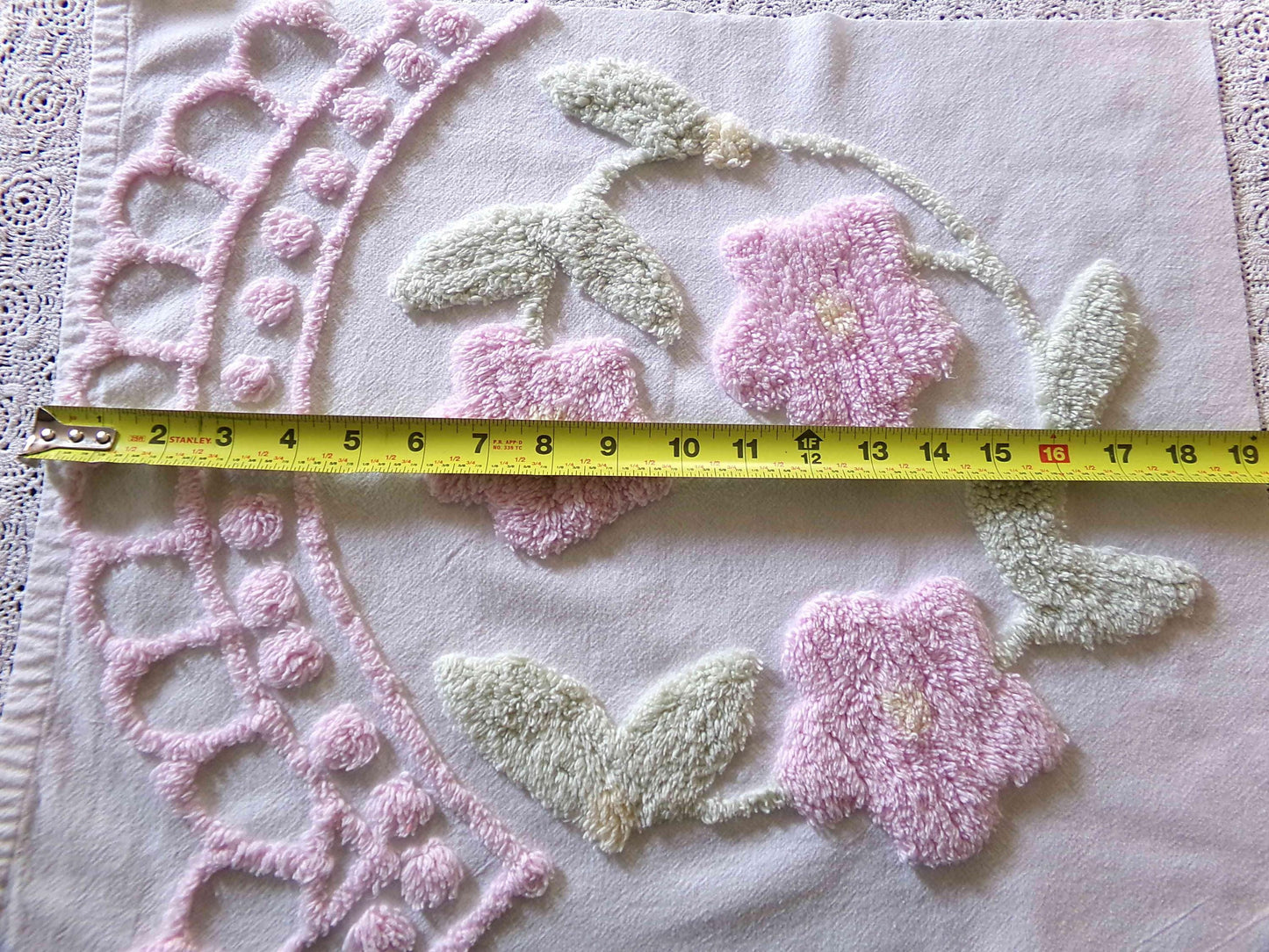 pink rose blooms chenille fabric, vintage style floral wreath quilt material, white 100% cotton, 15" x 18" piece for sewing