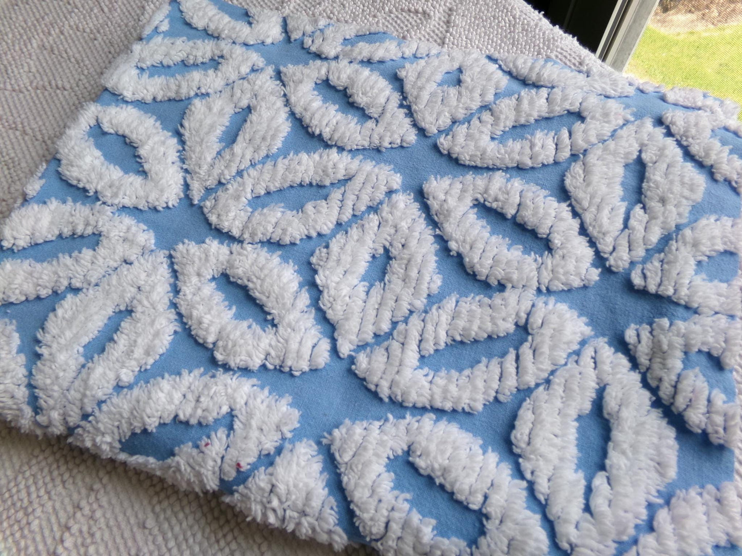 beach blue & white daisy vintage chenille fabric, classic geometric daisies, 18" x 24" piece of texturized cotton sewing material
