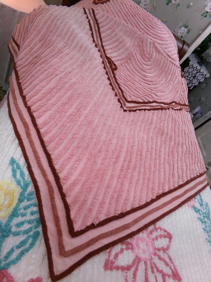 Shabby Pink Vintage Chenille Bedspread, Dramatic Mauve Deep Swags, Full Size Old Hollywood Style Bedding