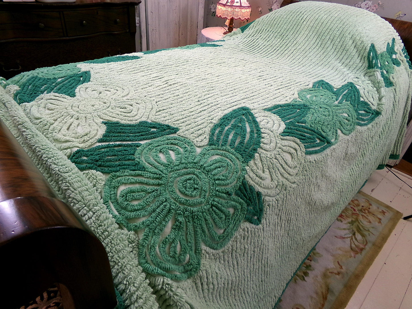 Vintage Heavyweight Chenille Bedspread Hawaiian Tropical Green Hibiscus Flowers, Plush Full Sz