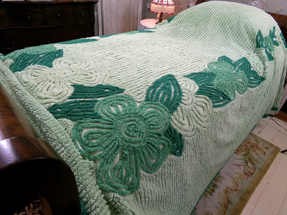 Vintage Heavyweight Chenille Bedspread Hawaiian Tropical Green Hibiscus Flowers, Plush Full Sz