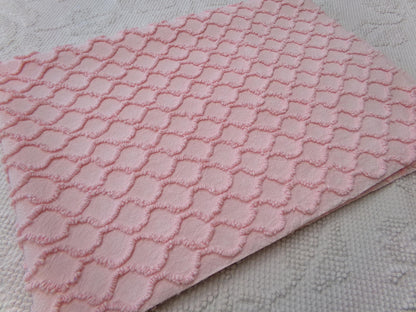 Precious Pink Vintage Chenille Fabric Piece, Textured Eternity Link Design, Quilt Material for Sewing & Crafts, 18" x 24"