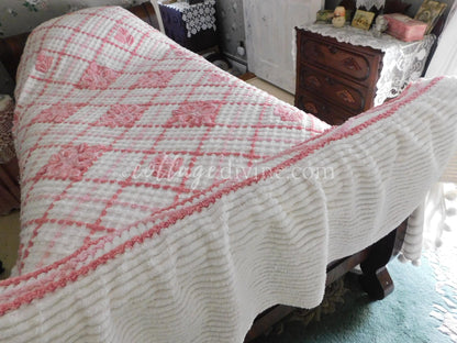 Fantasy Rose Vintage Chenille Bedspread, Pink & White, Integrated Ruffle Skirt, Fitted Full Size