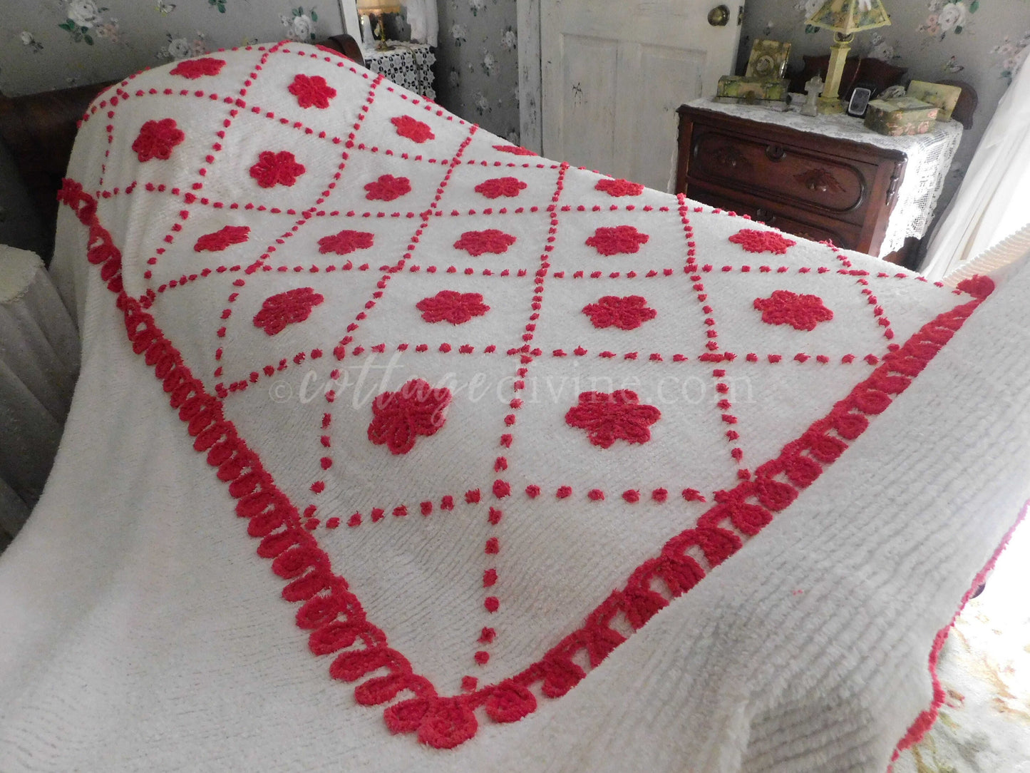 Vintage Chenille Bedspread, Fabulous Red Roses on White, Full Size, Cotton, Midcentury Bed Linens