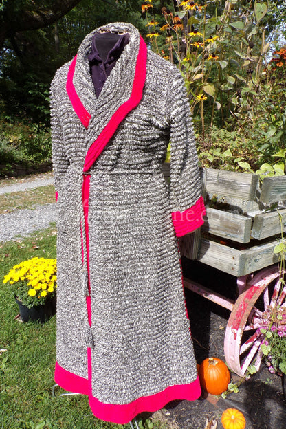 Red Peacock Vintage Women's Chenille Robe, 1940s Salt & Pepper Handmade Bathrobe, Size Small