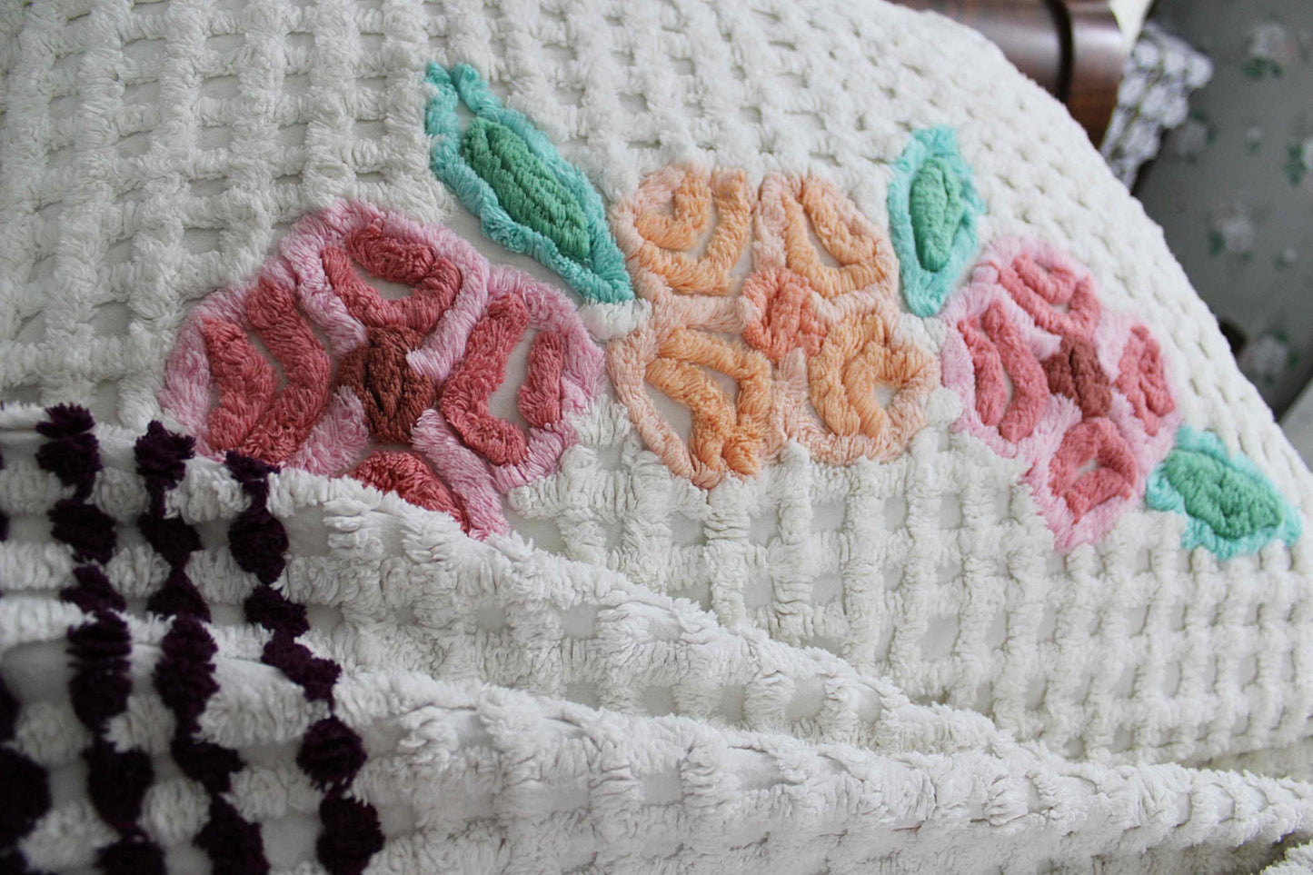 Simple Plush White Vintage Chenille Bedspread, Tropical Flowers on Waffle Tufts, Full Size