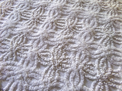 Exquisite Vintage Chenille Fabric, Elaborate 15.5" x 20" inch Piece, Intricate Needletufting in Wedding Ring Pattern