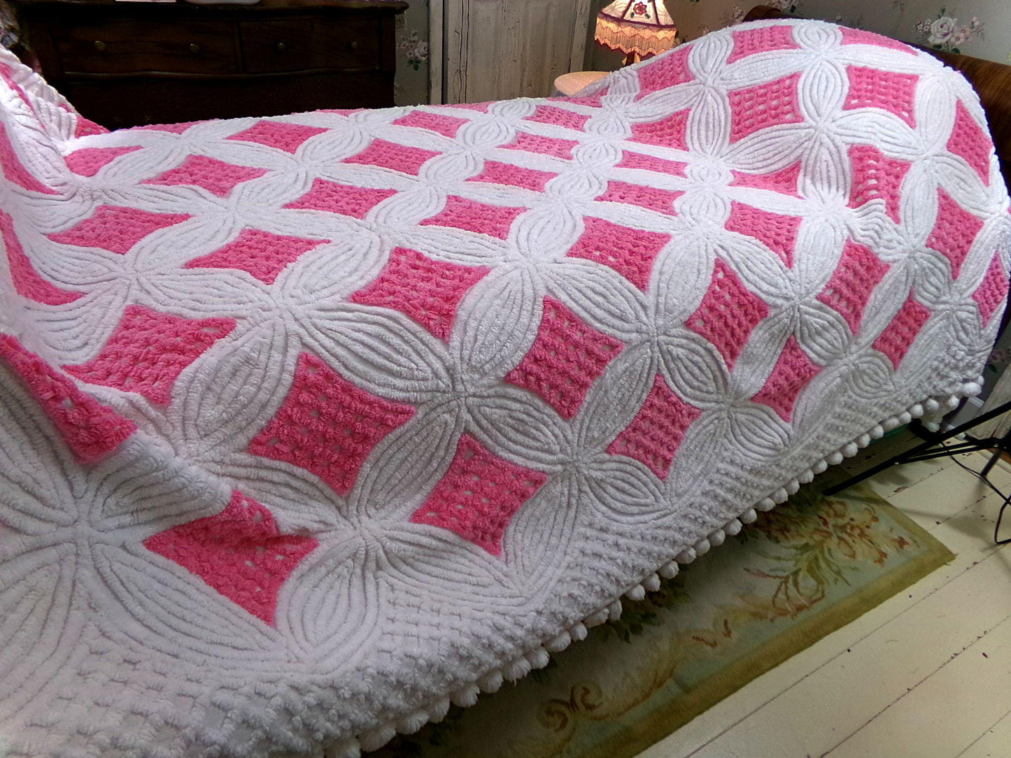 dreamy pink & white vintage chenille bedspread, waffle tufts in swirl flower petal design, pom pom trim, 100% plush cotton full size bedding