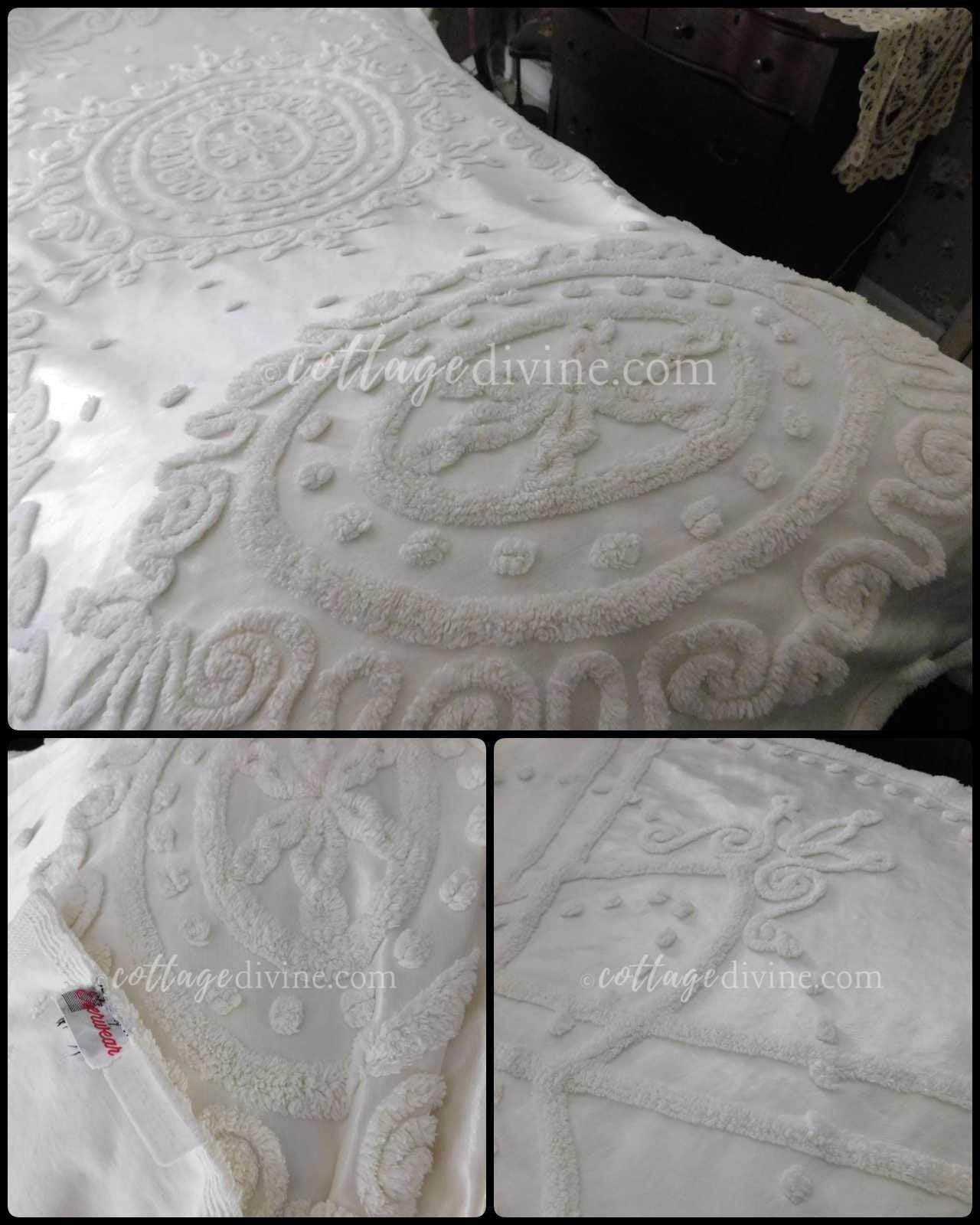 Fabulous Creamy White Satin & Chenille Vintage Bedspread, Twin, Everwear