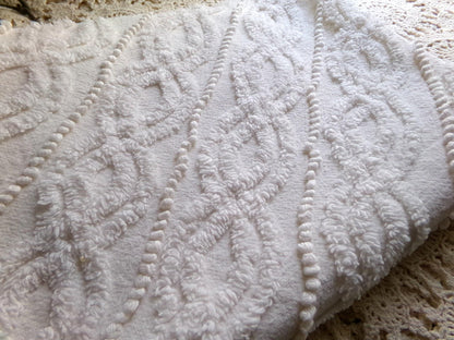 angelic infinity links vintage chenille fabric, lovely sewing material with great texture & presentation, 16" x 21" inch piece