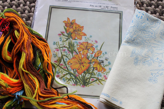 TIGER LILIES Paragon Crewel Stitchery Kit # 0213, Beautiful Vintage Floral Embroidery Wallhanging to Stitch, Fits an 18" x 22" frame