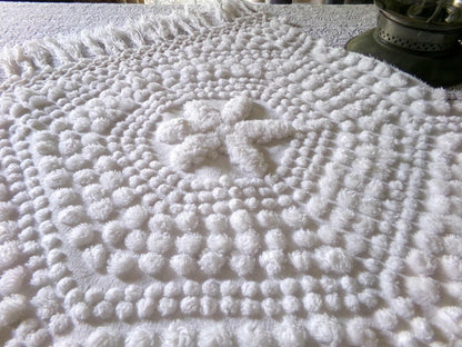 star mist white vintage chenille fabric, coastal 3D radiating starry pop motifs, 21" x 26" cut piece with fringe for pillows handmade quilts