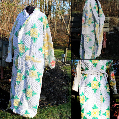 Plush Plus Size Chenille Robe, Upcycled Bathrobe from Cabbage Rose Blooms Vintage Chenille Bedspread, 1X / 2X Large