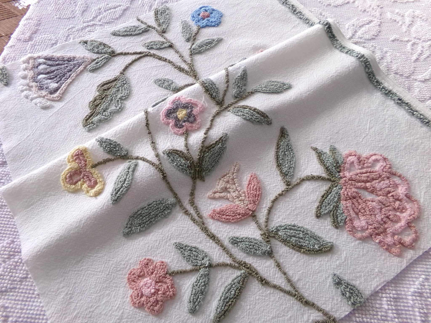 Heirloom Natural Flowers Vintage Chenille Fabric, Sewing Material for quilts, pillows & crafts, 18" x 26" inch Piece