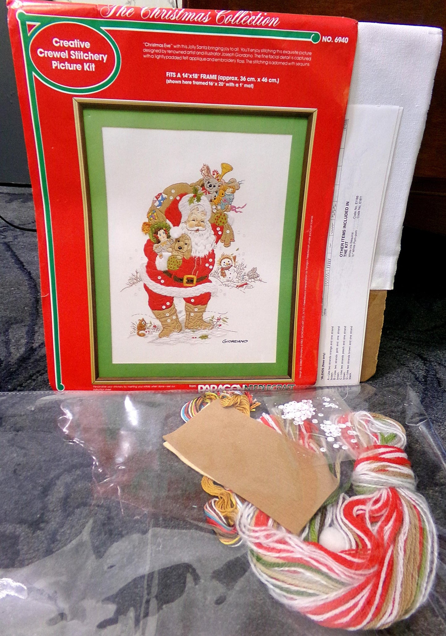 CHRISTMAS EVE Jolly Santa Crewel Embroidery Kit, Vintage Paragon Needlecraft 6940, Holiday Joseph Giordano Design