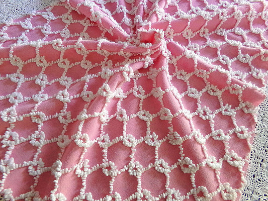Chain Link Pink & White Vintage Chenille Fabric, Bates Texturized Needletuft Design, 18" x 24" inch Lightweight Piece