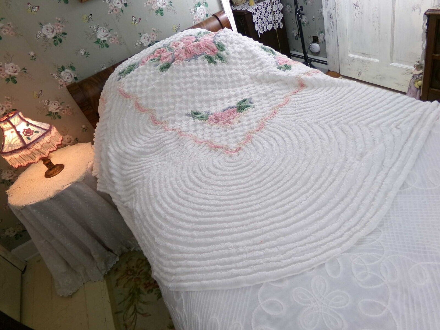Plush Luxury Pink Rose Vintage White Chenille Bedspread, 100% Cotton, Twin Size