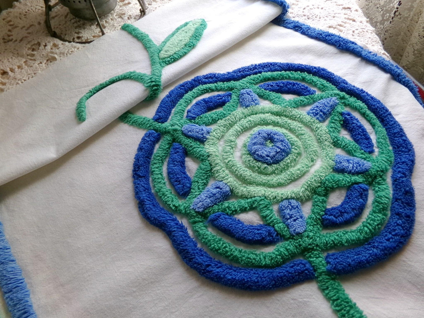 mod retro giant flower chenille fabric, great for a wall hanging, vintage handmade 17" x 30" inch piece