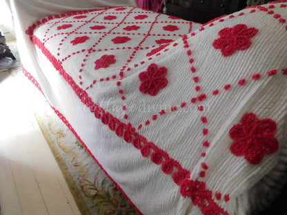 Vintage Chenille Bedspread, Fabulous Red Roses on White, Full Size, Cotton, Midcentury Bed Linens