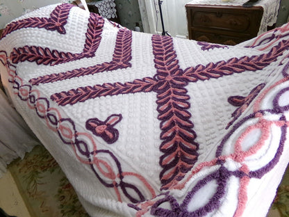 Vintage chenille bedspread sunkissed burgundy frost & burnt umber laurel leaf, twin
