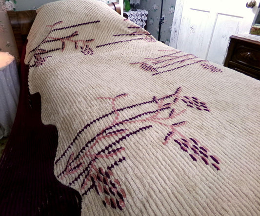 Art Deco Vintage Chenille Bedspread in Iconic Cattail Design, Shabby Antique Twin Size Bedding, #1