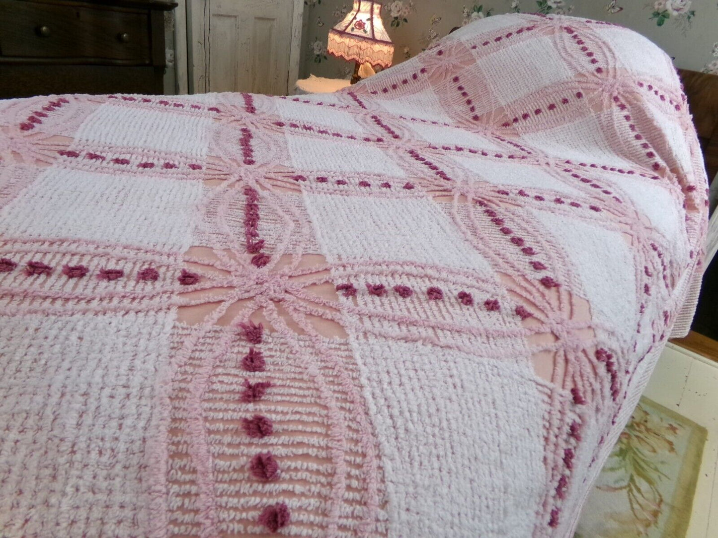 MCM Atomic Rosy Pink Vintage Chenille Bedspread, Classic Geometric Design, Twin Size