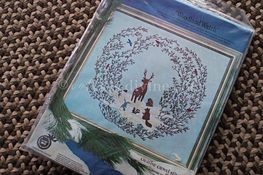 WOODLAND WATCH Nature Crewel Stitchery Kit, Winter Wildlife Scene, Vintage 0615 Paragon Needlecraft Embroidery Design by Polly Gottfried