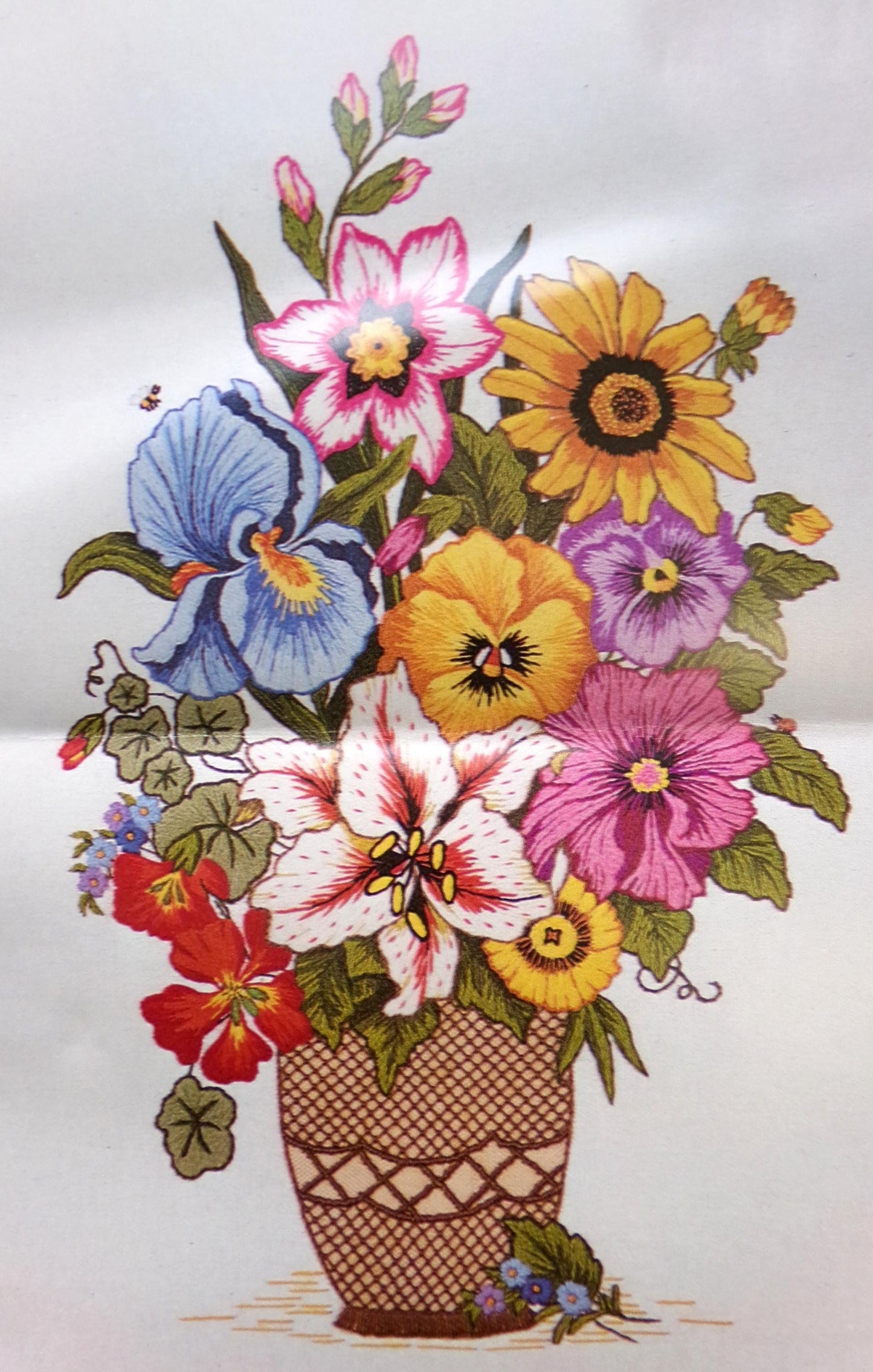 BLOOMING SUMMER Crewel Embroidery Kit, Rare Vintage Multiple Choices Floral Stitchery 01-325, Adele Veres design