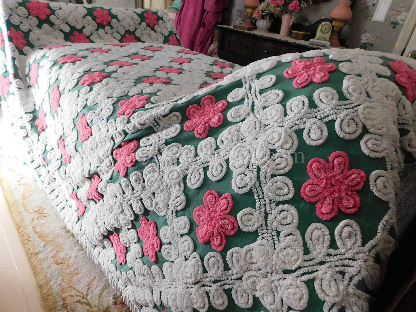 Magnificent Midcentury Vintage Chenille Bedspread, Lipstick Pink Roses on Rich Green with Plush White Swirls, 100% Cotton, FULL Size
