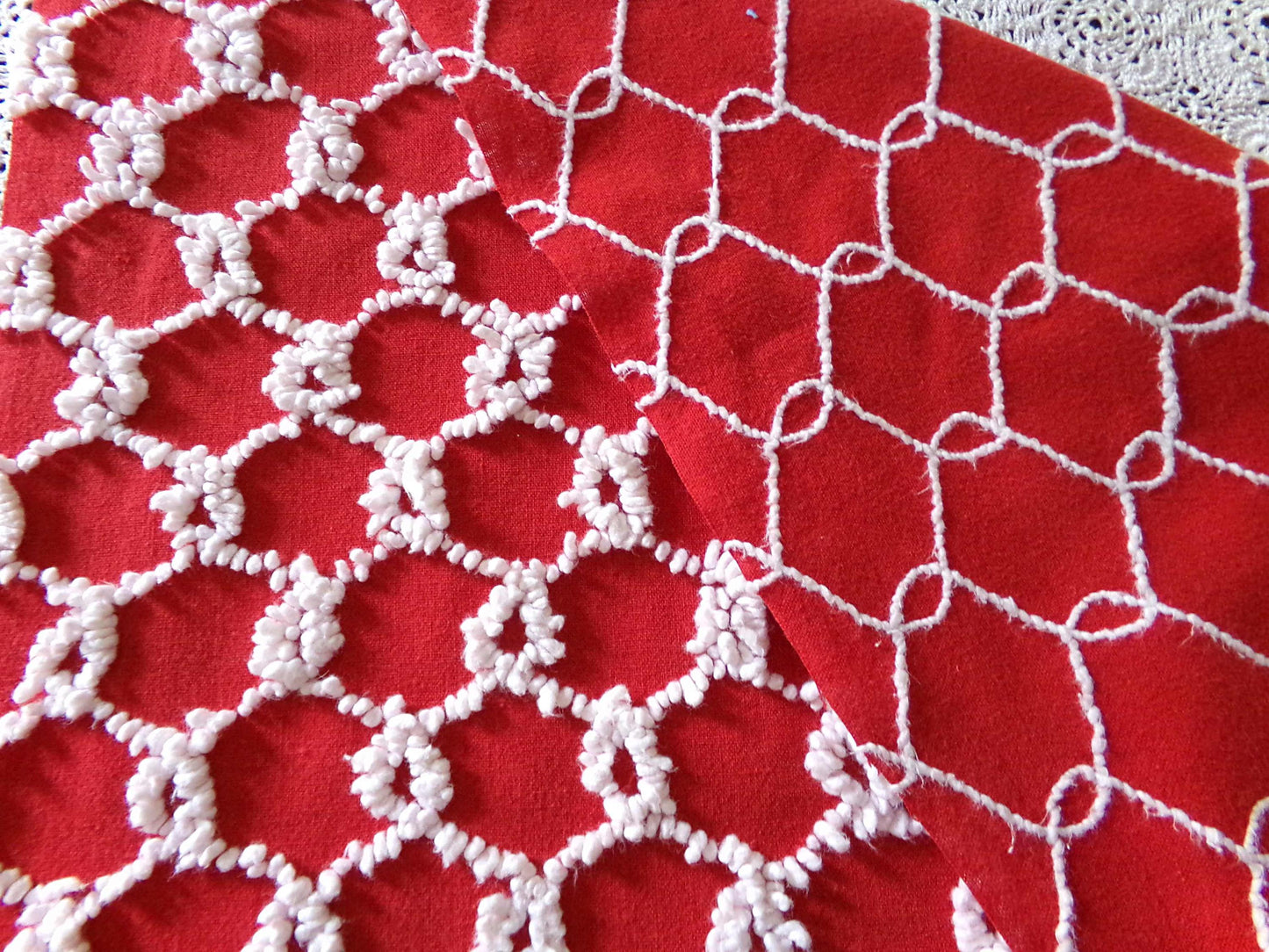Fabulous Vintage Chenille Bedspread Fabric, Red & White Chain Link Design, 19" x 20" inch Piece, Ultra Lightweight Cotton