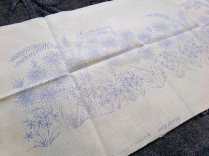 YELLOW DAISIES Vintage Crewel Embroidery Kit Paragon 02237X Boho 1970s Barbara Sparre Design