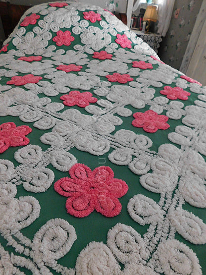 Magnificent Midcentury Vintage Chenille Bedspread, Lipstick Pink Roses on Rich Green with Plush White Swirls, 100% Cotton, FULL Size