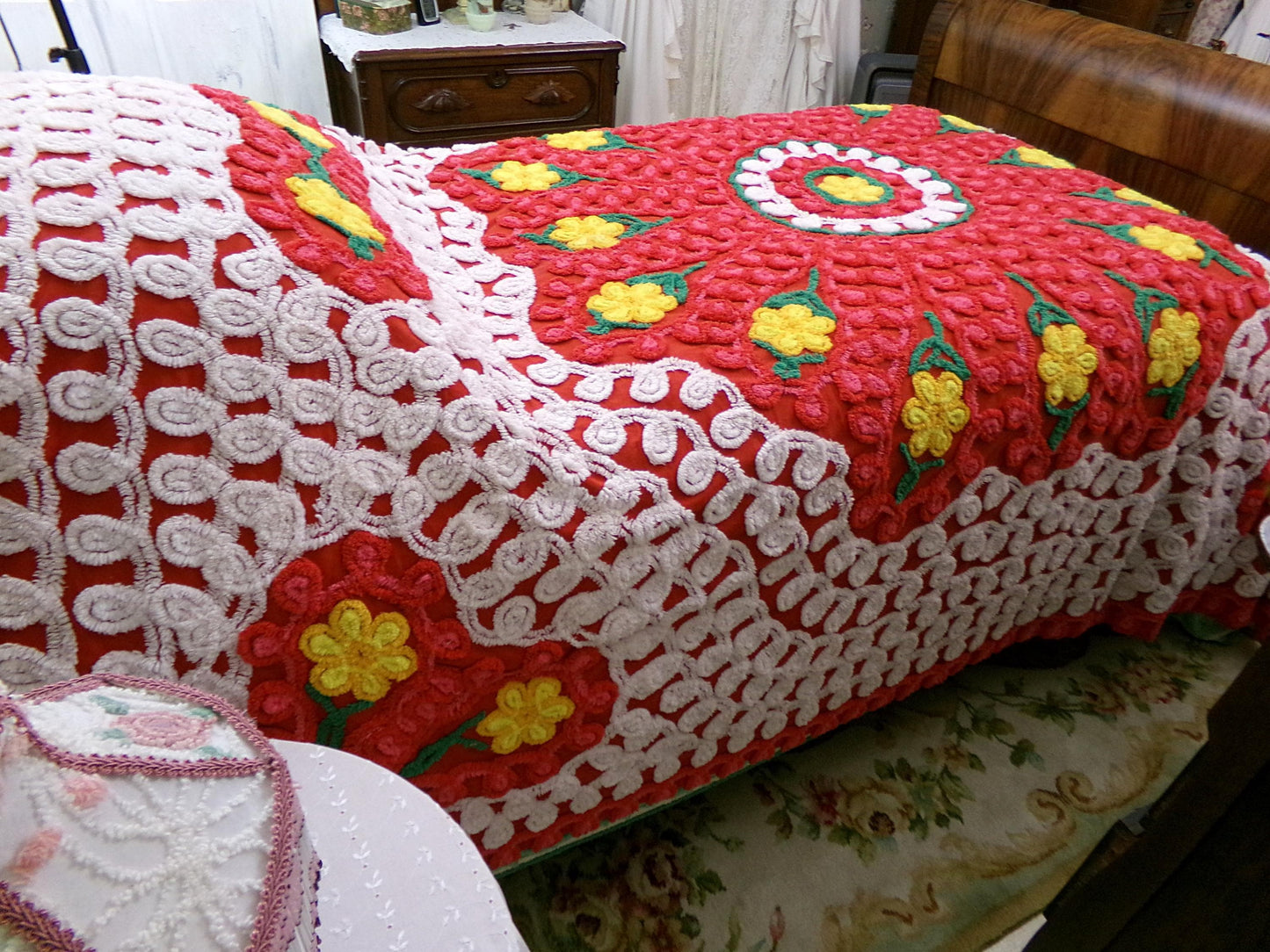 flower power vintage red hot chenille bedspread w/ hearts & daisies, full size plush cotton bedding