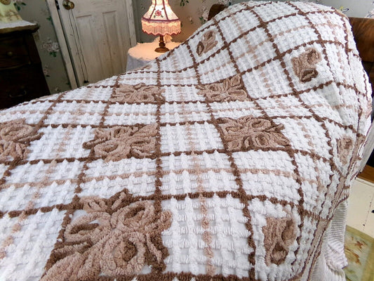 Vintage full size chenille bedspread, chocolate brown roses, boxed & fitted design