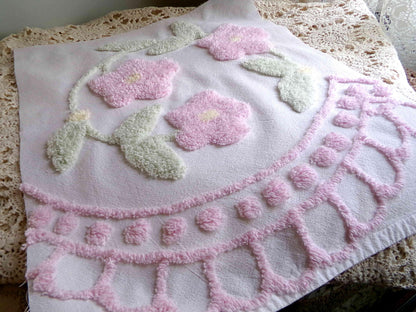 pink rose blooms chenille fabric, vintage style floral wreath quilt material, white 100% cotton, 15" x 18" piece for sewing
