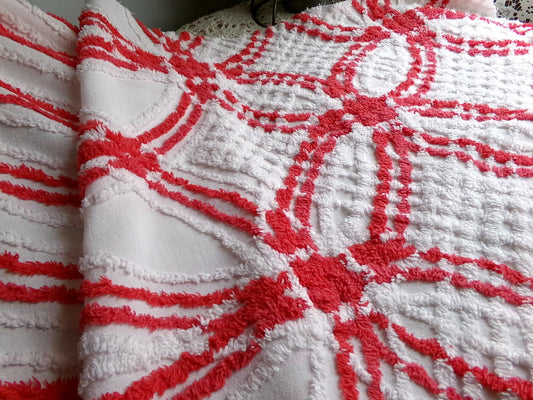 red & white vintage chenille fabric in wedding ring cathedral stripe design, 19" x 29" inch irregular piece of sewing material