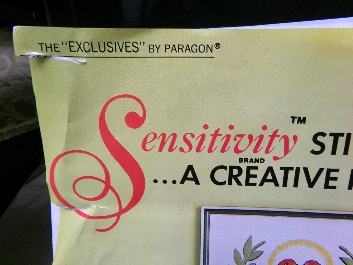 LOVE CREATES a SPECIAL World Vintage Crewel Embroidery Kit, Paragon Creative Stitchery #0536, Boho Hippie 1970s Needlework Design