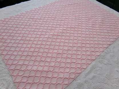 Precious Pink Vintage Chenille Fabric Piece, Textured Eternity Link Design, Quilt Material for Sewing & Crafts, 18" x 24"