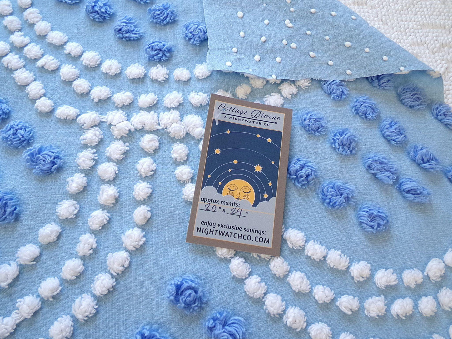 seashell pearls fabric, 20" x 24" inch piece cut from vintage chenille bedspread, beautiful blue & white scallop tufted design