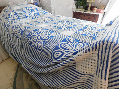 Shabby Chic Coastal Cottage Royal Blue Bold Floral Vintage Chenille Bedspread, FULL, Cotton