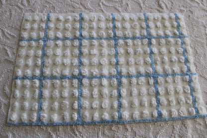 Puffy White Pops Vintage Chenille FABRIC, 12" x 18" inch Piece, 100% Cotton, 1950s era