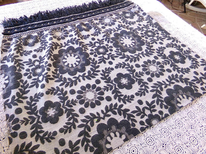 Flower Power MoD DaIsY Vintage Woven Fabric, REVERSIBLE Black & White Hippie Floral, 22" x 18" Piece