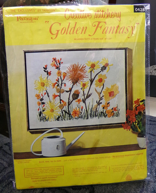 GOLDEN FANTASY Crewel Embroidery Kit, 1970s Vintage Paragon 0428 Stitchery, Hippie Design by Pat Garvin