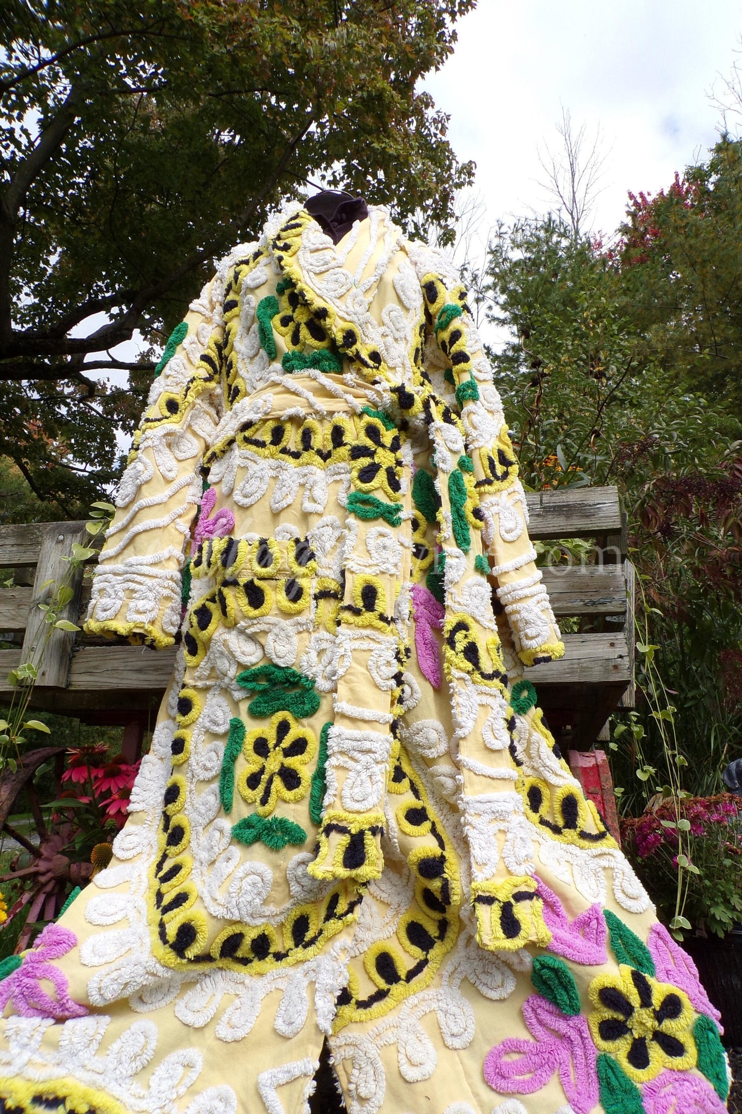 Plus Size Chenille Robe, Rise 'n Shine, XL XXL Bathrobe with Sculpted Cake Frosting Florals in Black & Sunny Yellow, Art to Wear