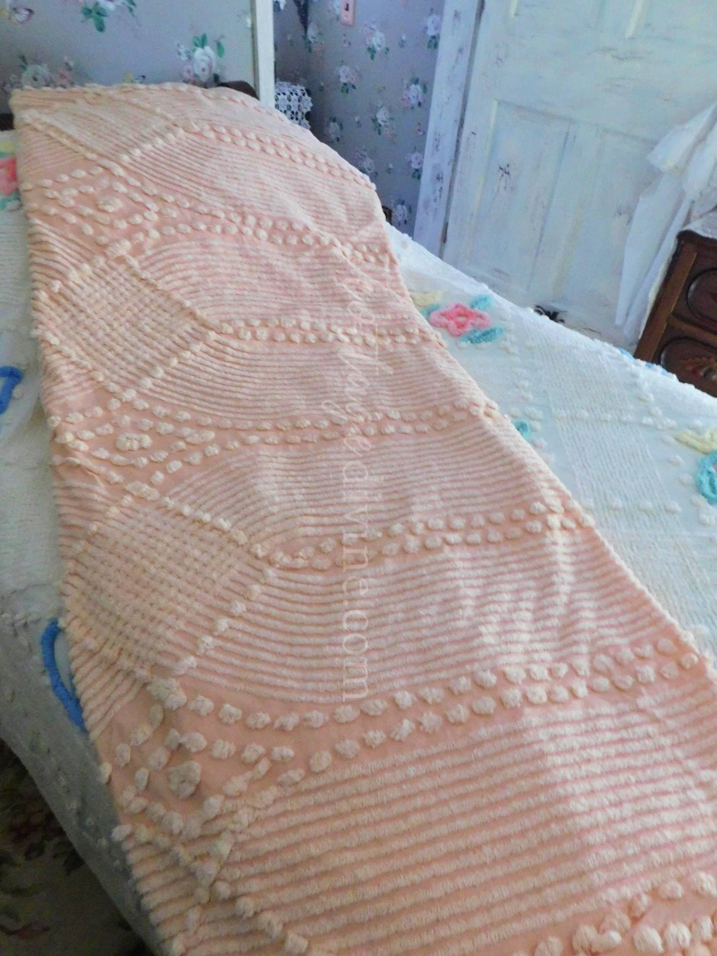 Graceful Waterfall Iced Peach Vintage 1940s Chenille Bedspread, Full Size, Cotton