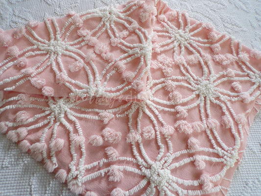 Pretty Peachy Pink Vintage Chenille Fabric Piece, Spider Ring Overtufted Pop Design, Pretty in Quilts & Pillows, 27" x 18" Sewing Material