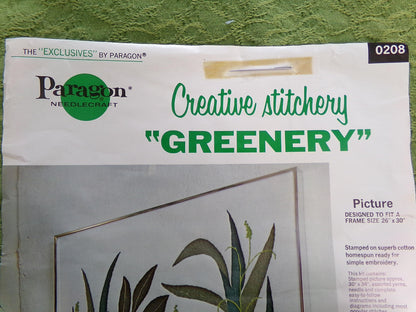 GREENERY Crewel Embroidery Kit, BOTANICAL Boho Vintage Paragon Needlecraft Creative Stitchery #0208