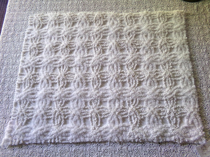 Old Fashioned Vintage Chenille Fabric, Exquisite 18" x 23.5" inch Piece, Intricate Needletufting in Wedding Ring Pattern